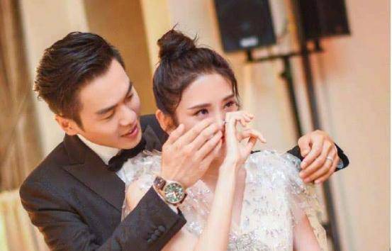 青云诀有苹果版:唐艺昕婚后首部作品遭延期，剧中造型观众吐槽不停，浪费颜值