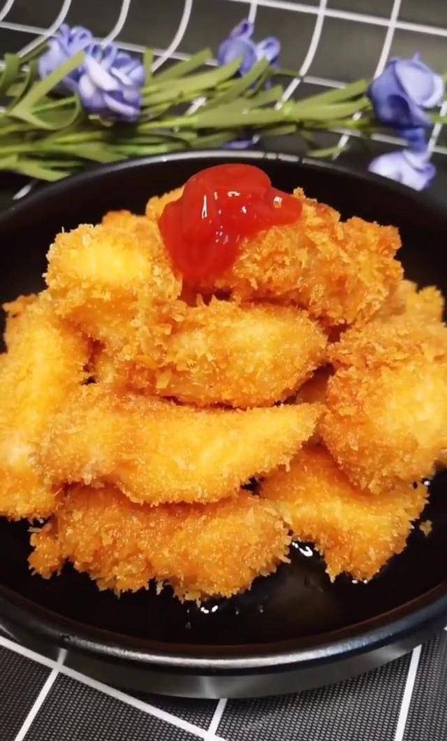 小虎爱吃鸡苹果版:宝宝们喜欢吃的鸡米花在家里做也是非常美味的-第1张图片-太平洋在线下载