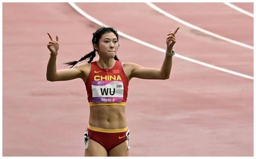 川妹子吴艳妮：专注比赛吧，收起那些“花活”留给以后抖也不迟-第1张图片-太平洋在线下载