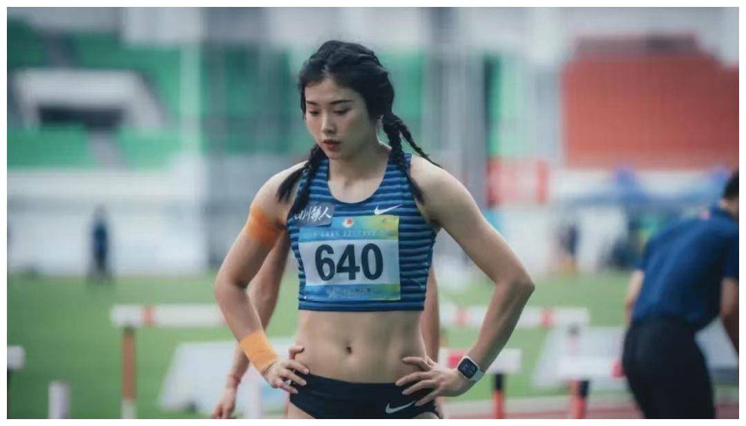 川妹子吴艳妮：专注比赛吧，收起那些“花活”留给以后抖也不迟-第2张图片-太平洋在线下载