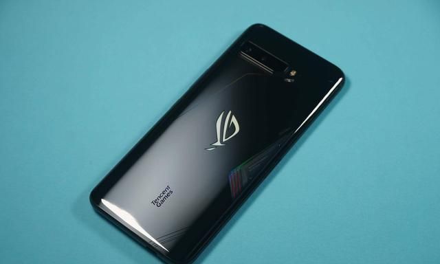 关于华硕手机rog3最新资讯的信息