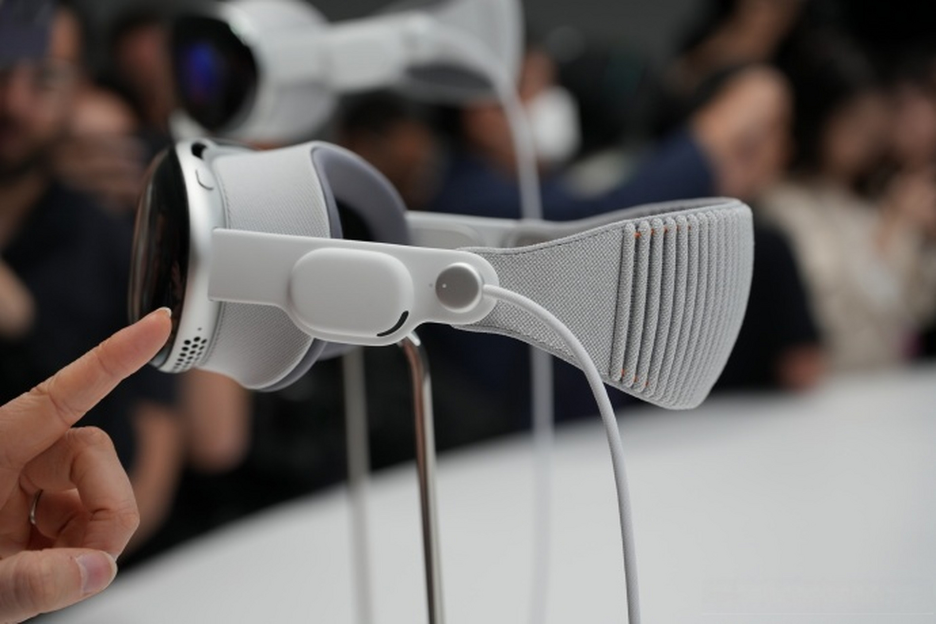 苹果visionpro版(applepro)-第1张图片-QuickQ官网